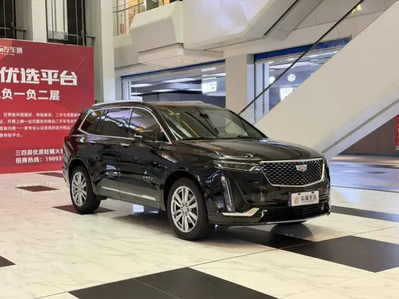2022 Cadillac XT6 с пробегом 89 000 км