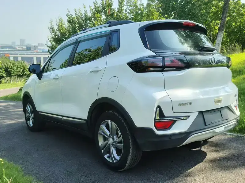 2021 Changan CS15 с пробегом 11 000 км