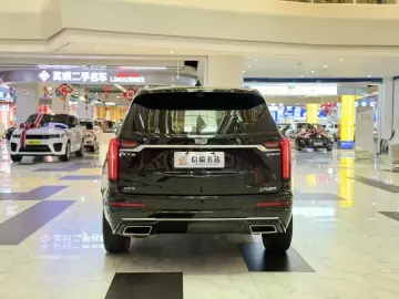 2022 Cadillac XT6 с пробегом 89 000 км