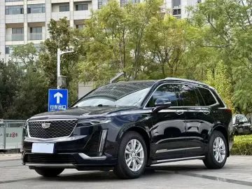 Cadillac XT6