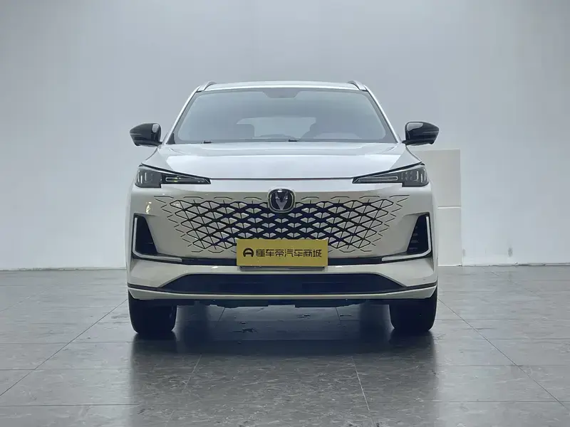 2024 Changan CS55 Plus с пробегом 15 600 км
