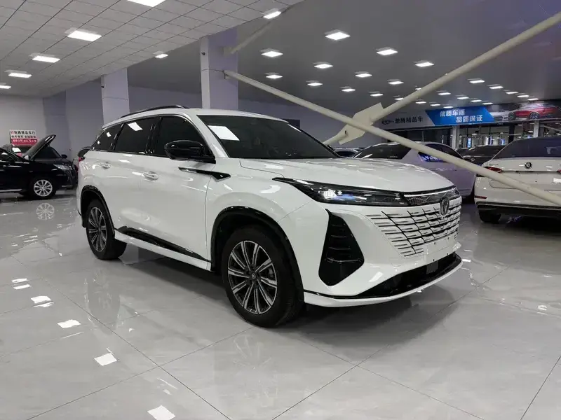 2024 Changan CS75 Plus с пробегом 14 000 км