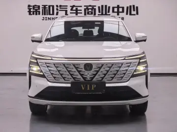 2025 Changan CS75 Plus с пробегом 300 км