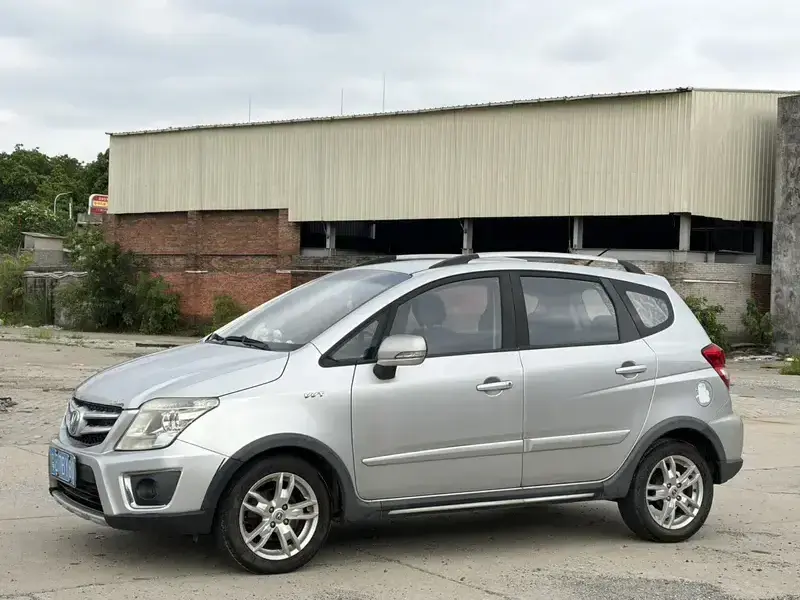 2014 Changan CX20 с пробегом 38 000 км