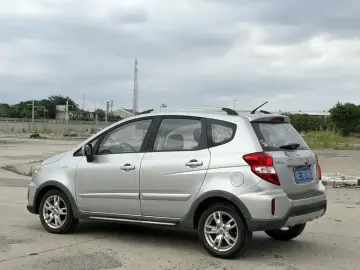 2014 Changan CX20 с пробегом 38 000 км