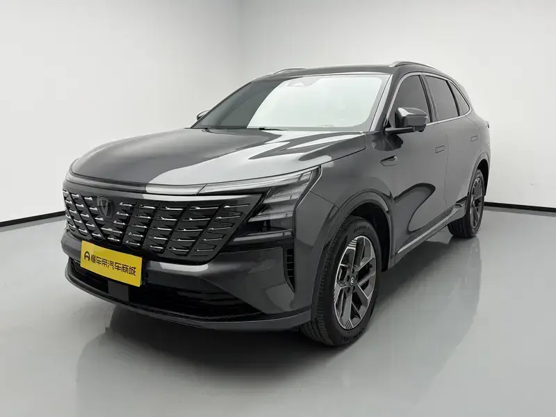 2025 Changan CS75 Plus с пробегом 15 500 км