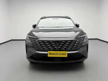2025 Changan CS75 Plus с пробегом 15 500 км