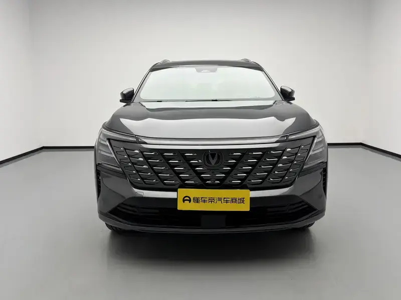 2025 Changan CS75 Plus с пробегом 15 500 км