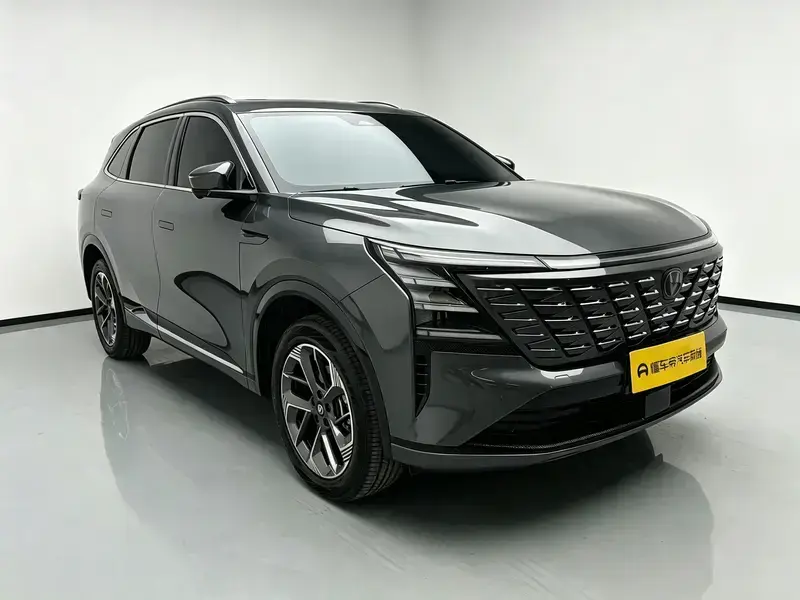 2025 Changan CS75 Plus с пробегом 15 500 км