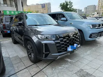 2023 Changan CS95 с пробегом 35 000 км