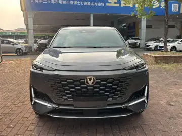 2023 Changan UNI-K с пробегом 20 000 км