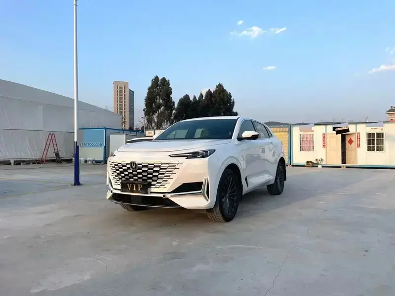 2021 Changan UNI-K с пробегом 29 000 км