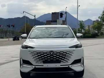 2021 Changan UNI-K с пробегом 60 000 км