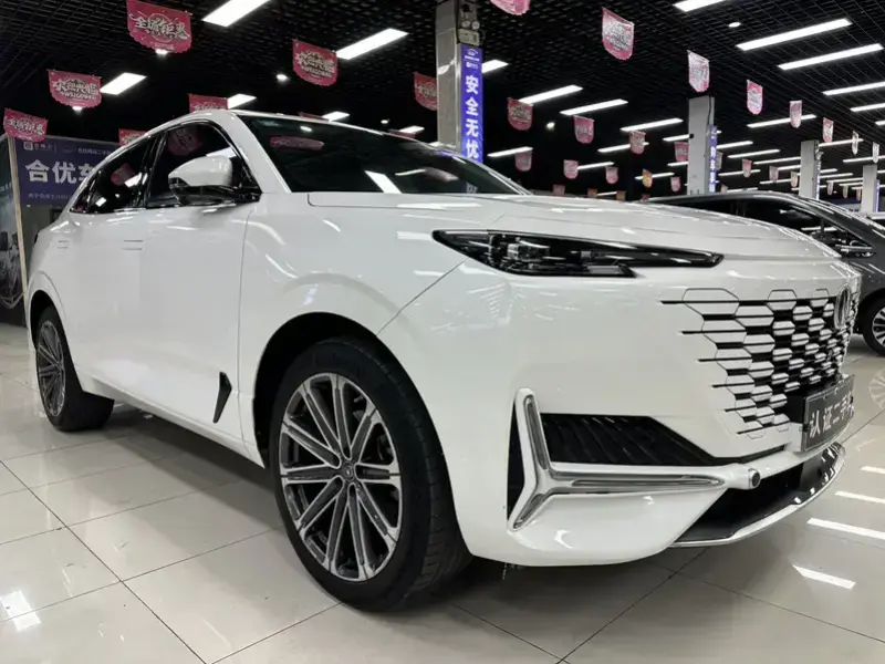2021 Changan UNI-K с пробегом 43 000 км