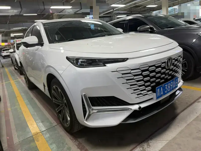 2021 Changan UNI-K с пробегом 82 000 км