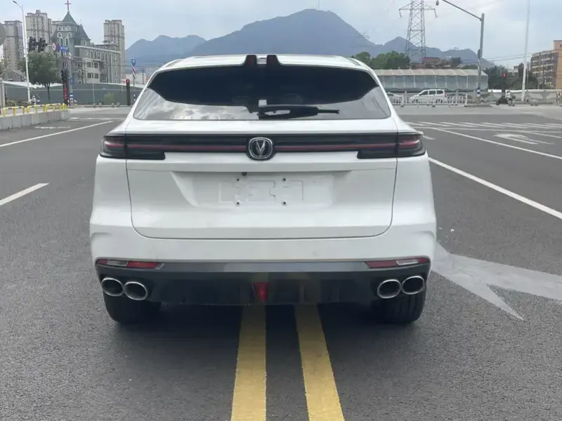2021 Changan UNI-K с пробегом 50 000 км