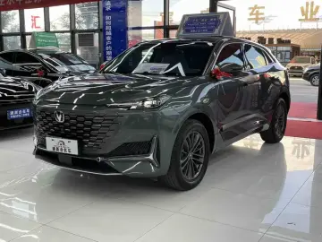 2024 Changan UNI-K с пробегом 38 000 км