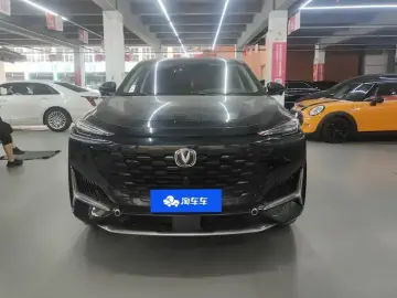 2021 Changan UNI-K с пробегом 21 000 км
