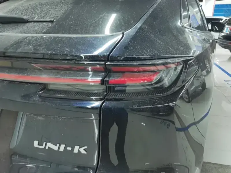 2021 Changan UNI-K с пробегом 21 000 км