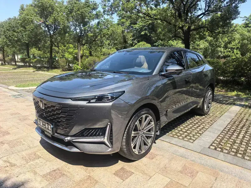 2021 Changan UNI-K с пробегом 30 200 км