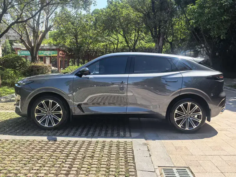 2021 Changan UNI-K с пробегом 30 200 км
