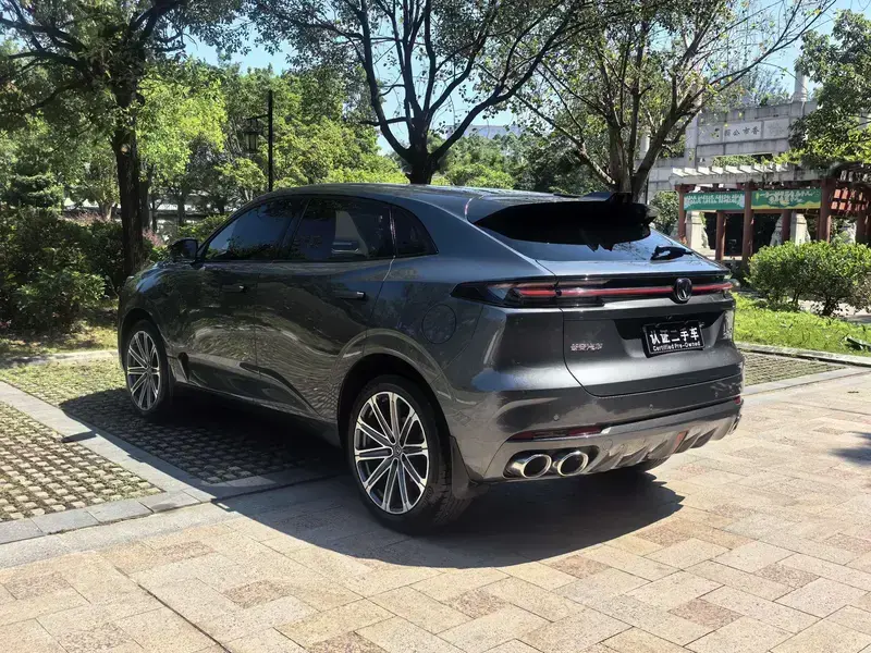2021 Changan UNI-K с пробегом 30 200 км