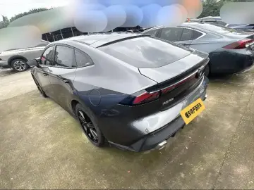 2022 Changan UNI-V с пробегом 35 000 км