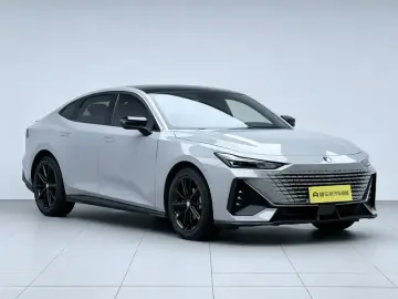 2022 Changan UNI-V с пробегом 48 800 км