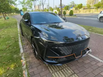 2022 Changan UNI-V с пробегом 46 000 км