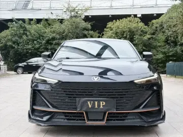2023 Changan UNI-V с пробегом 36 800 км