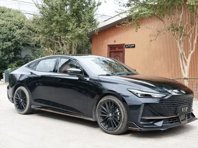 2023 Changan UNI-V с пробегом 36 800 км