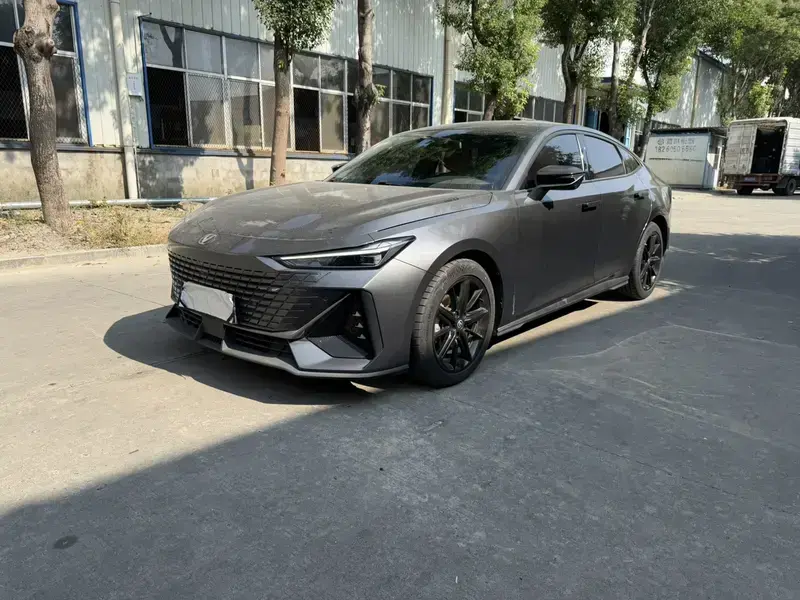 2022 Changan UNI-V с пробегом 45 000 км