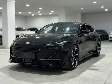 2023 Changan UNI-V с пробегом 31 000 км