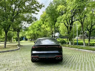 2025 Changan UNI-V с пробегом 1 000 км