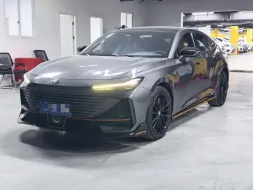 2023 Changan UNI-V с пробегом 40 000 км
