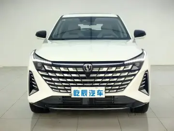 2025 Changan UNI-Z с пробегом 2 000 км
