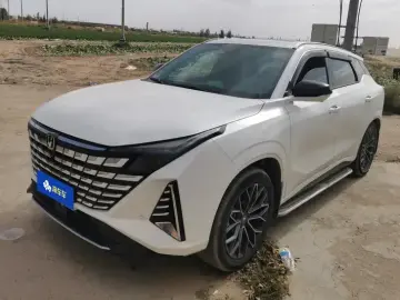 2025 Changan UNI-Z с пробегом 30 000 км