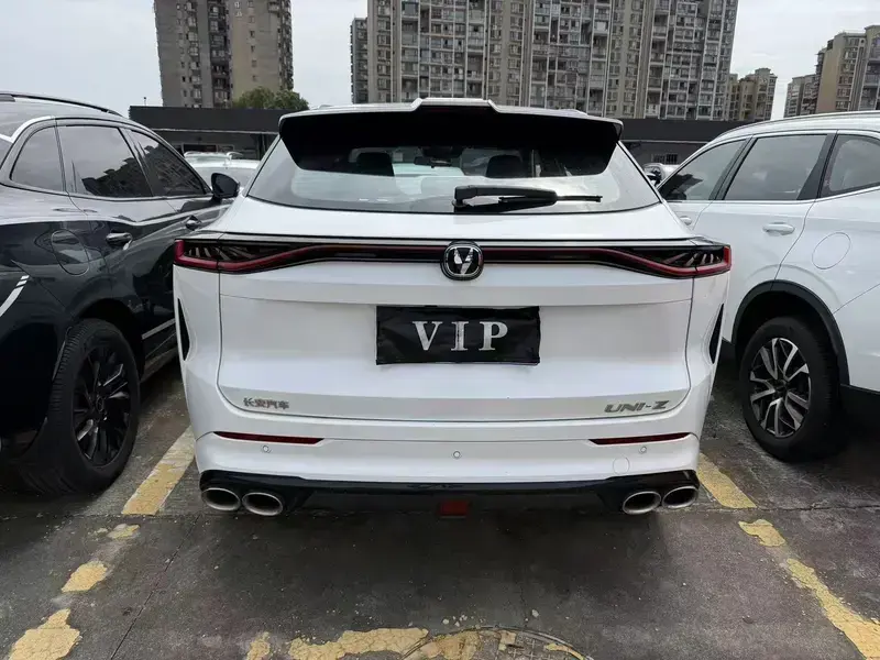2025 Changan UNI-Z с пробегом 6 300 км