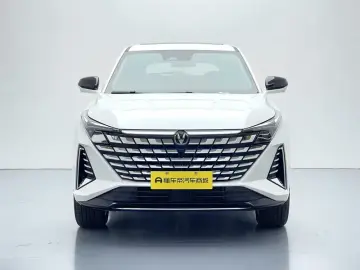 2025 Changan UNI-Z с пробегом 5 100 км
