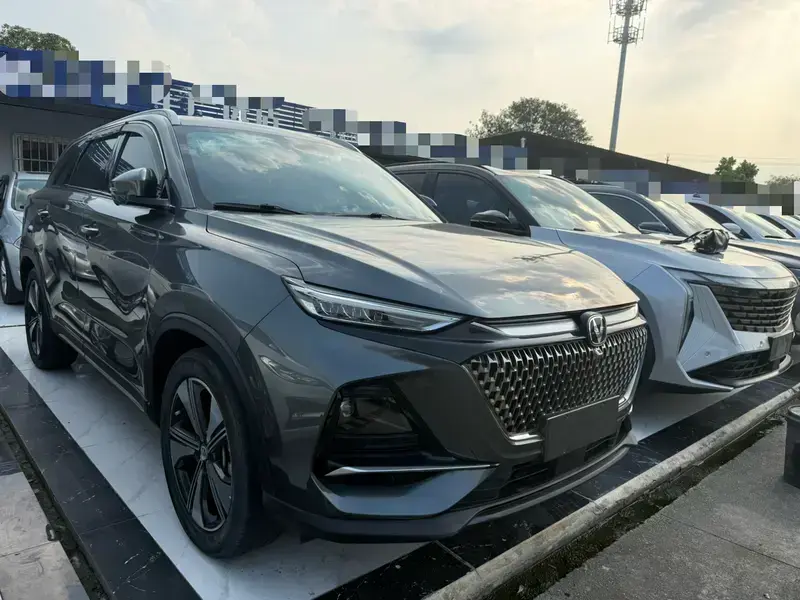 2024 Changan X7 Plus с пробегом 16 000 км