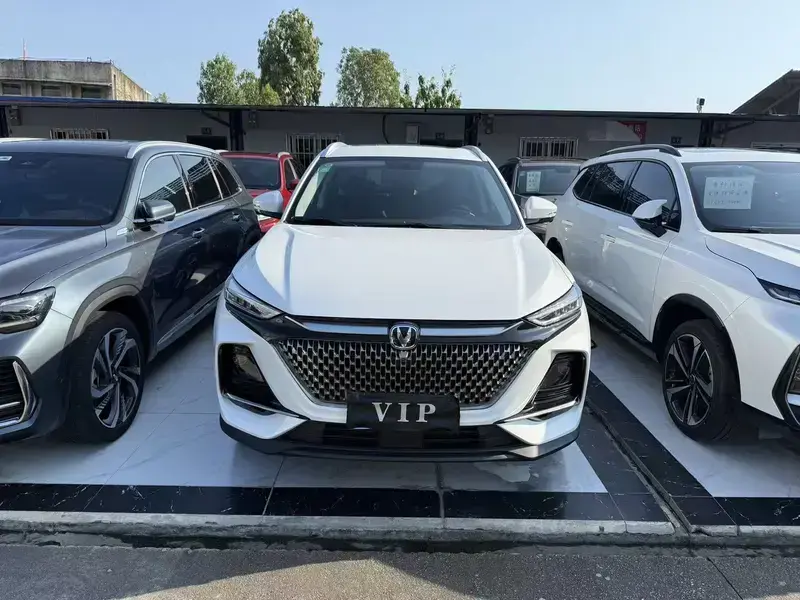 2024 Changan X7 Plus с пробегом 13 000 км