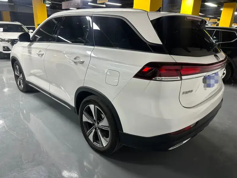 2024 Changan X7 Plus с пробегом 10 000 км