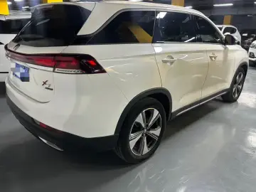 2024 Changan X7 Plus с пробегом 10 000 км
