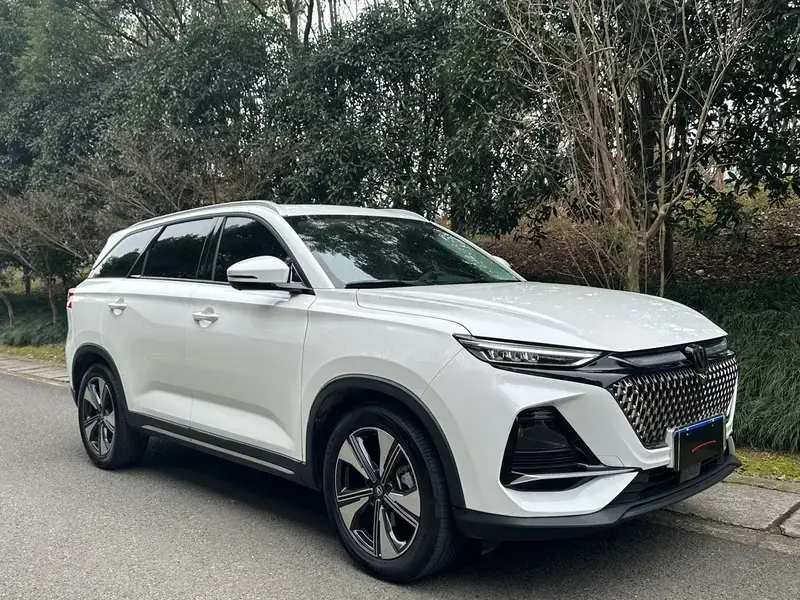 2024 Changan X7 Plus с пробегом 7 000 км