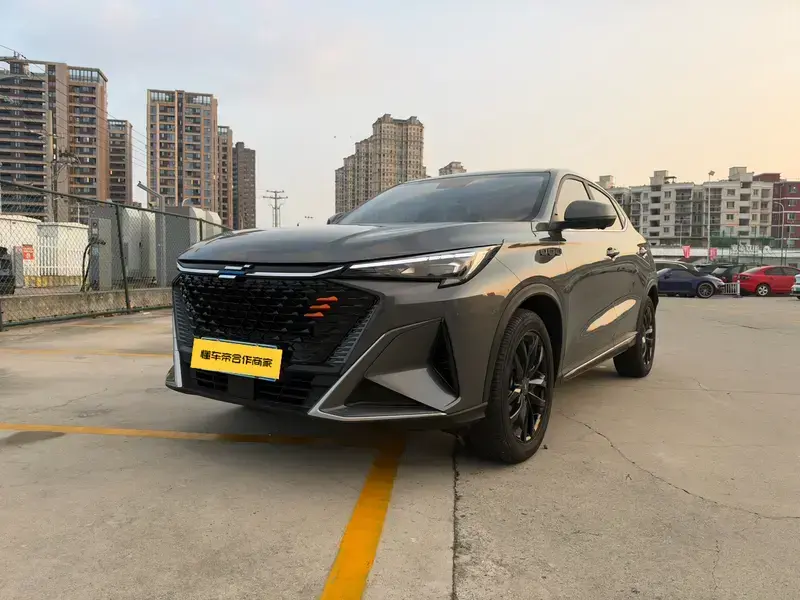 2023 Oshan X5 Plus с пробегом 36 000 км