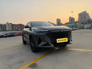 2023 Oshan X5 Plus с пробегом 36 000 км