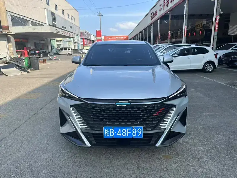 2023 Oshan X5 Plus с пробегом 40 000 км