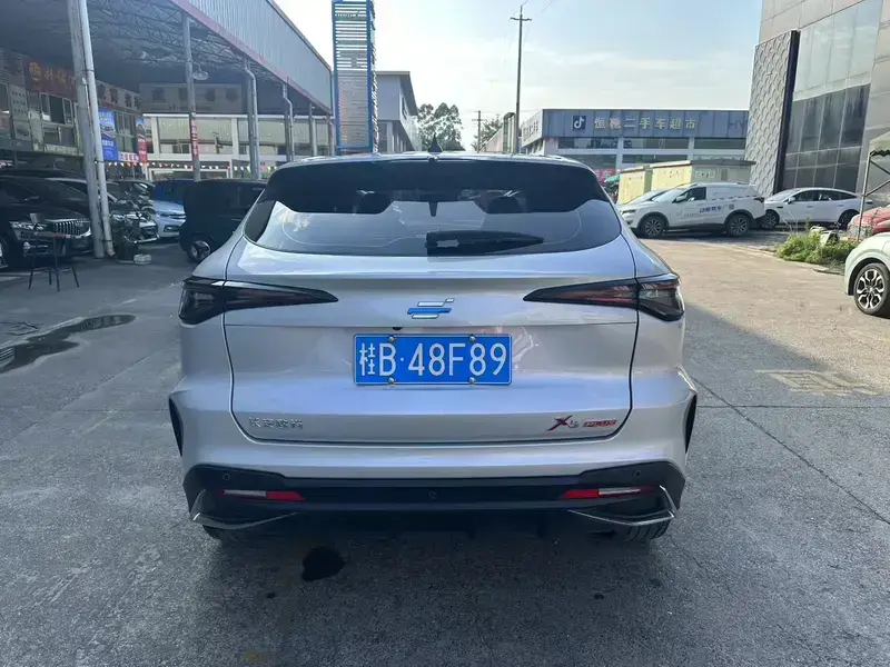 2023 Oshan X5 Plus с пробегом 40 000 км