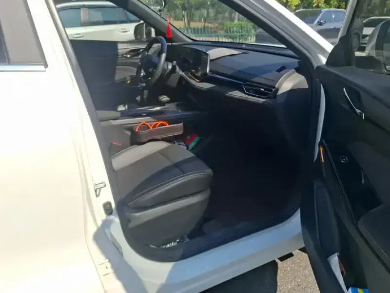 2023 Oshan X5 Plus с пробегом 24 000 км
