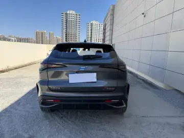 2023 Oshan X5 Plus с пробегом 40 000 км